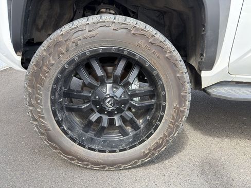 Certified 2025 Toyota 4Runner TRD Off-Road AWD/4WD image 12