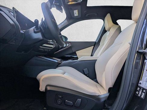 Used 2026 BMW X3 xDrive30 image 4