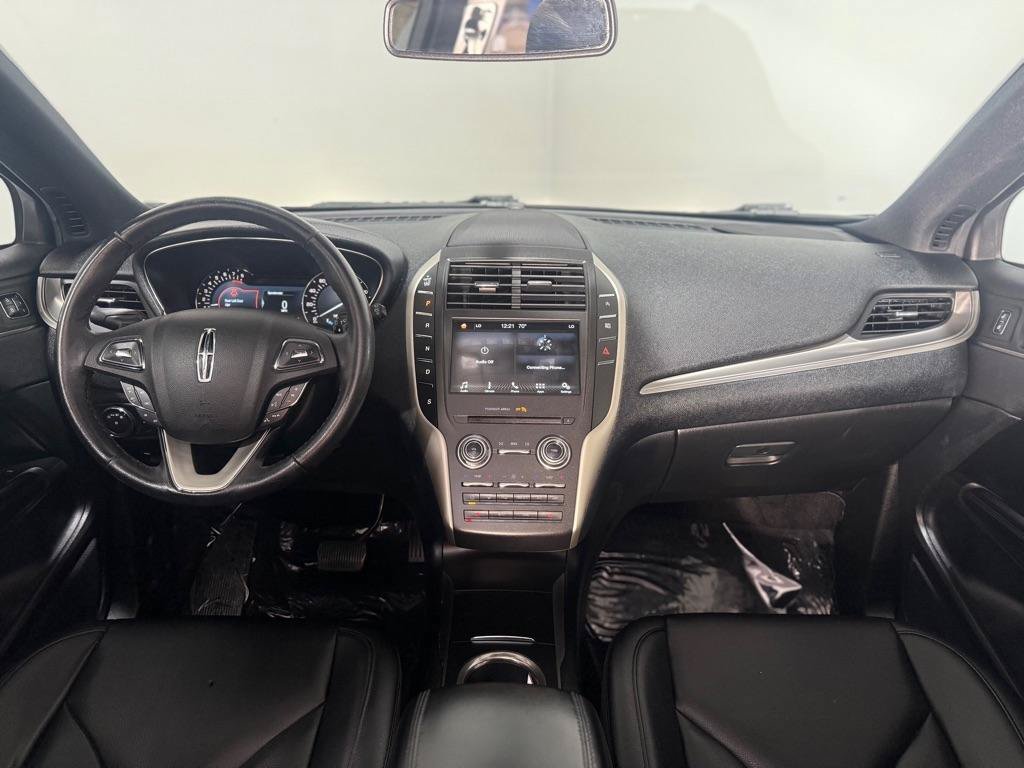 Used 2017 Lincoln MKC Premiere FWD image 11