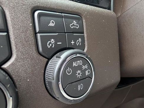 Used 2026 Chevrolet Silverado 1500 LTZ w/ LTZ Premium Package AWD/4WD image 37