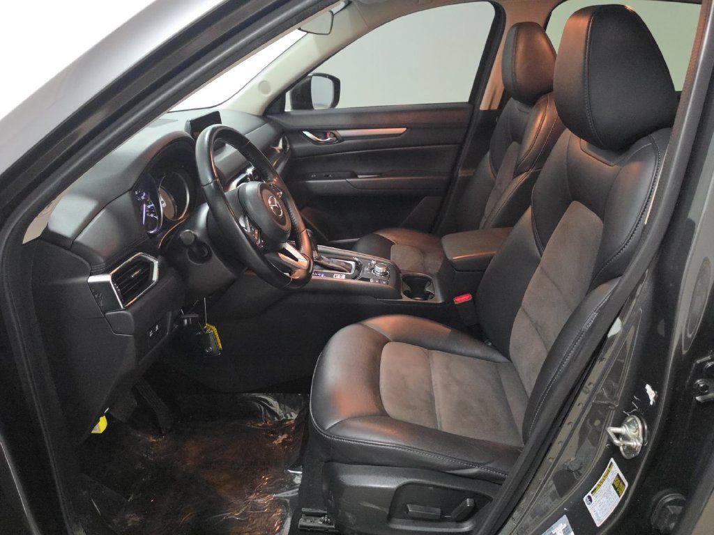 Used 2020 MAZDA CX-5 Touring FWD image 12