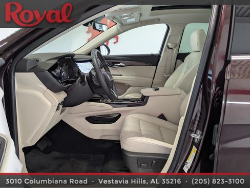 Used 2023 Buick Envision Avenir FWD image 18