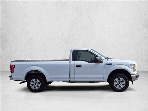 Used 2017 Ford F150 XL w/ Equipment Group 101A Mid AWD/4WD image 4