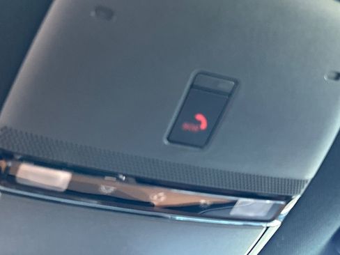 New 2026 Nissan Armada SL w/ Captain's Chari Seat Package image 11