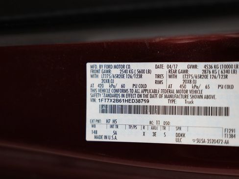 Used 2017 Ford F250 Lariat w/ Chrome Package image 51