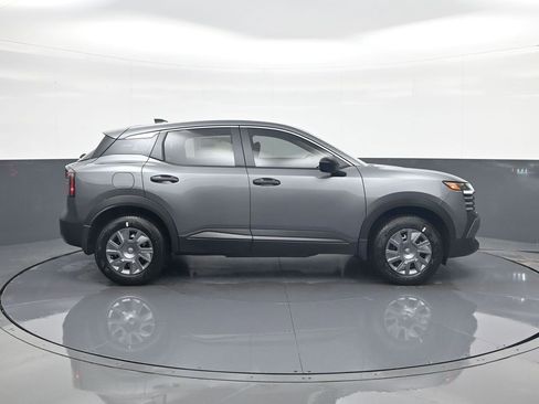 New 2026 Nissan Kicks S image 8