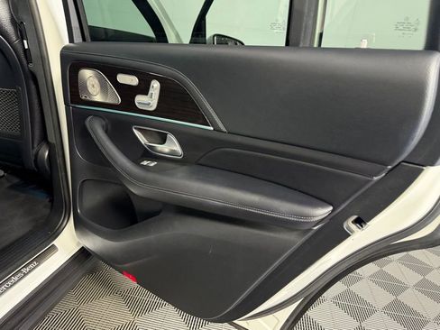 Used 2022 Mercedes-Benz GLS 450 4MATIC image 24