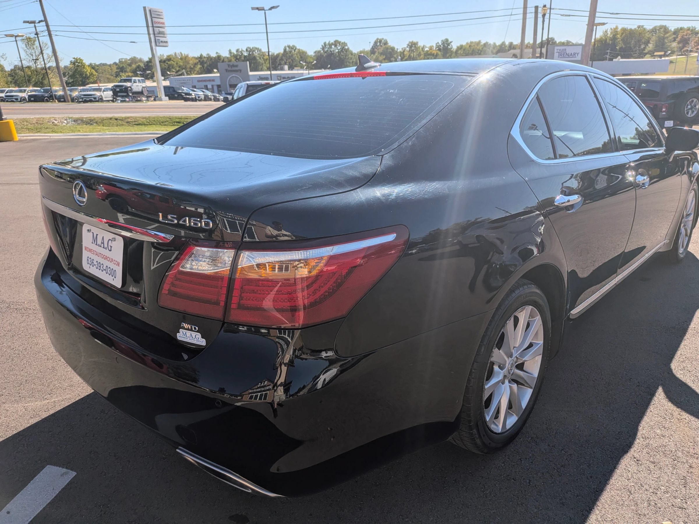Used 2012 Lexus LS 460 AWD w/ Comfort Pkg image 6