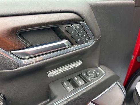 Used 2024 GMC Sierra 1500 Denali w/ Denali Reserve Package image 8