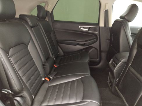Used 2021 Ford Edge SEL w/ Convenience Package AWD/4WD image 19