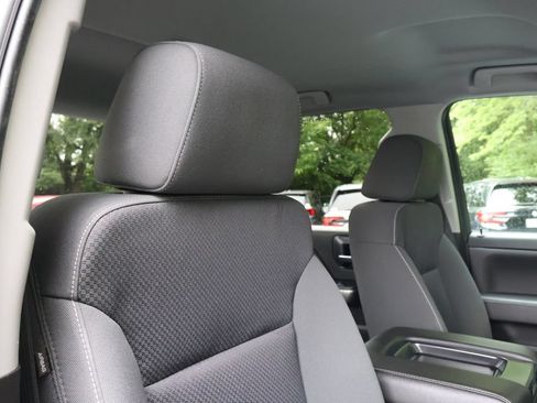 Certified 2018 Chevrolet Silverado 1500 LT w/ All Star Edition AWD/4WD image 42