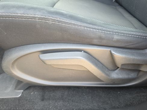 Used 2018 Nissan Pathfinder S FWD image 9