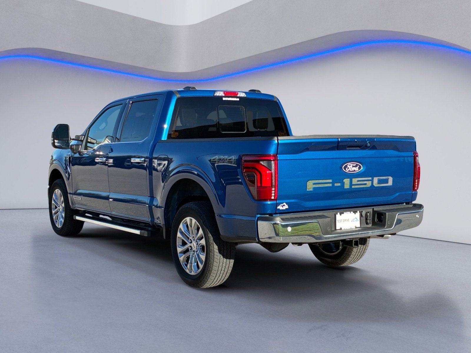 Used 2025 Ford F150 Lariat w/ Equipment Group 501A Mid AWD/4WD image 3