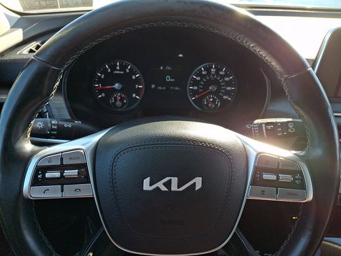Used 2022 Kia Telluride EX w/ EX Premium Package image 21