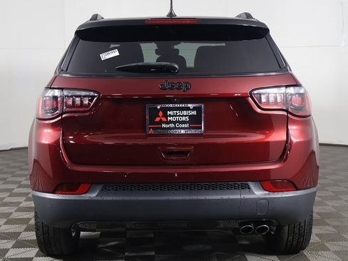 Used 2022 Jeep Compass Altitude w/ Sun and Sound Group image 12