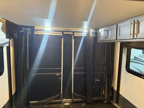 Used 2024 Ford E-450 and Econoline 450 Super Duty w/ Motorhome Prep Package image 80