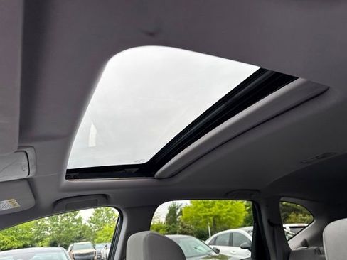 Used 2017 Honda CR-V EX image 10