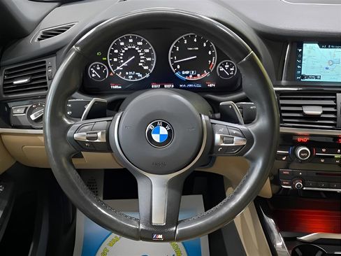 Used 2017 BMW X4 M40i image 18