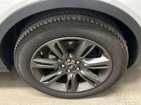 Used 2018 Land Rover Range Rover Evoque SE Premium AWD/4WD image 5