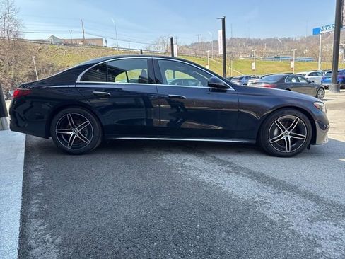 New 2026 Mercedes-Benz E 350 4MATIC Sedan image 6