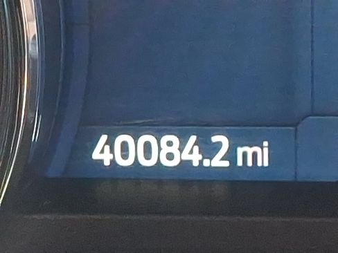 Certified 2022 Ford F150 XLT w/ Equipment Group 302A High image 19