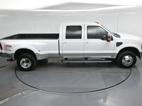 Used 2010 Ford F350 Lariat image 36