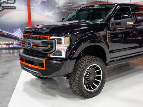 Used 2020 Ford F250 Lariat w/ Lariat Ultimate Package AWD/4WD image 4