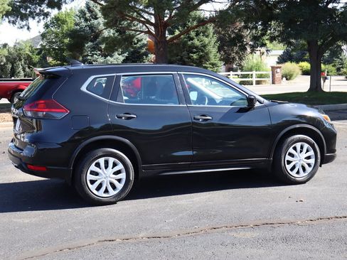 Used 2018 Nissan Rogue S AWD/4WD image 4