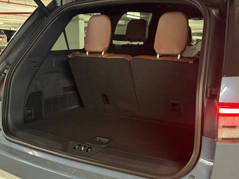New 2026 Lincoln Aviator Reserve AWD/4WD image 8