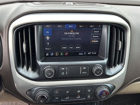 Used 2019 GMC Canyon SLT w/ Driver Alert Package image 19