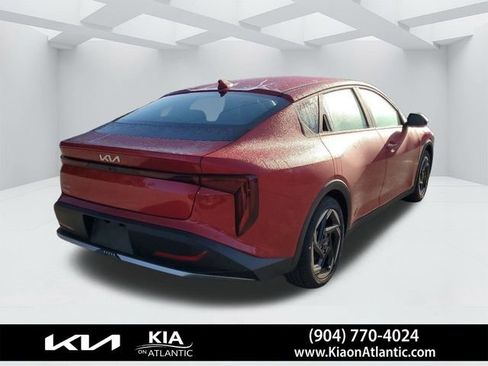 New 2025 Kia K4 GT-Line Turbo FWD image 2