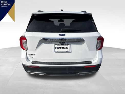 Certified 2024 Ford Explorer XLT w/ Equipment Group 202A image 8