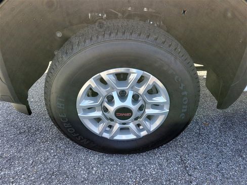 New 2025 GMC Sierra 2500 SLE w/ SLE Convenience Package image 7