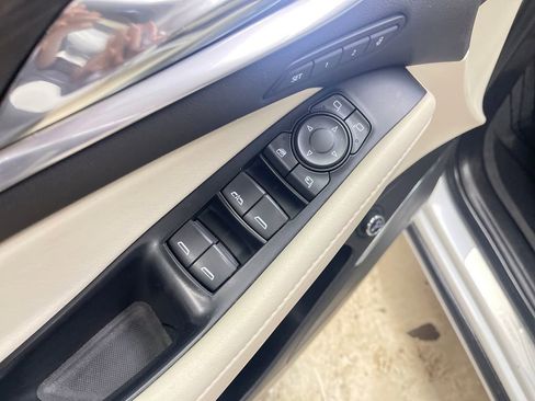 Certified 2023 Buick Enclave Avenir w/ Avenir Technology Package AWD/4WD image 16