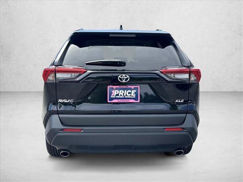 Certified 2025 Toyota RAV4 XLE FWD image 6