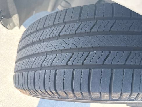 Used 2018 Ford Edge SEL w/ Equipment Group 201A FWD image 6