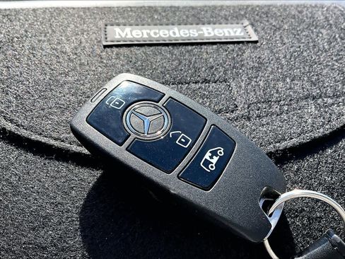 Used 2024 Mercedes-Benz Sprinter 3500 image 16