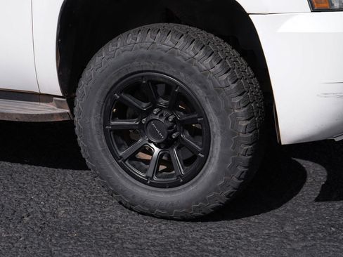 Used 2014 Chevrolet Tahoe LT w/ All-Star Edition AWD/4WD image 12