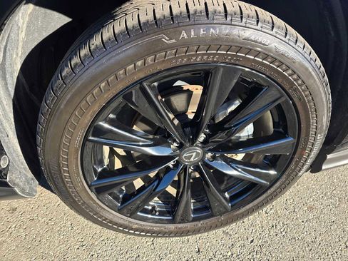 Certified 2025 Lexus NX 450h+ F Sport image 9