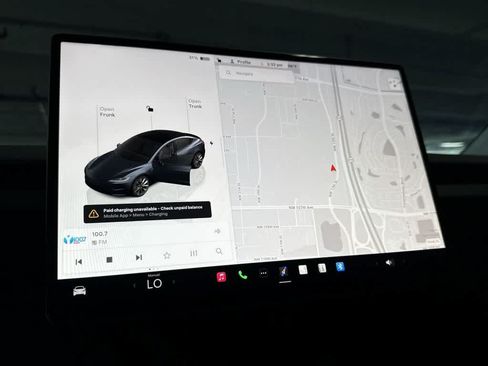 Used 2024 Tesla Model 3 Long Range AWD/4WD image 18