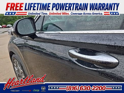 Used 2022 Hyundai Santa Fe Limited FWD image 26