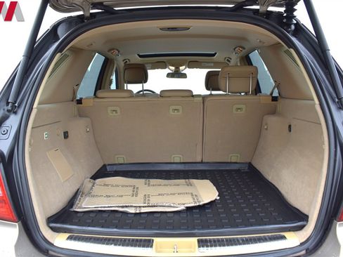 Used 2009 Mercedes-Benz ML 63 AMG 4MATIC image 26