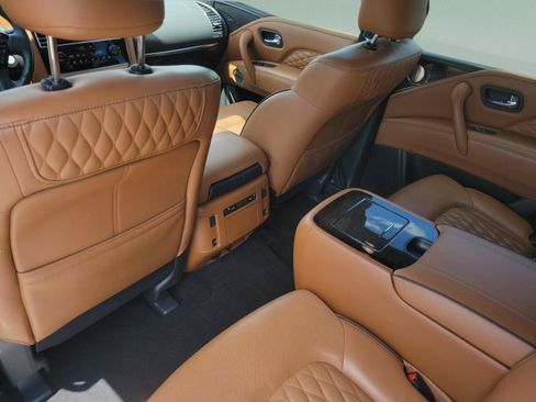 Used 2024 INFINITI QX80 Sensory w/ Cargo Package AWD/4WD image 22