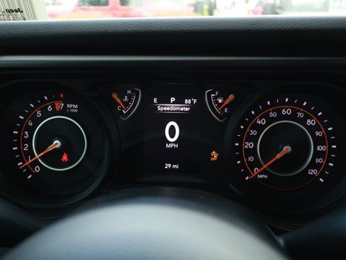 New 2026 Jeep Gladiator Sport AWD/4WD image 12