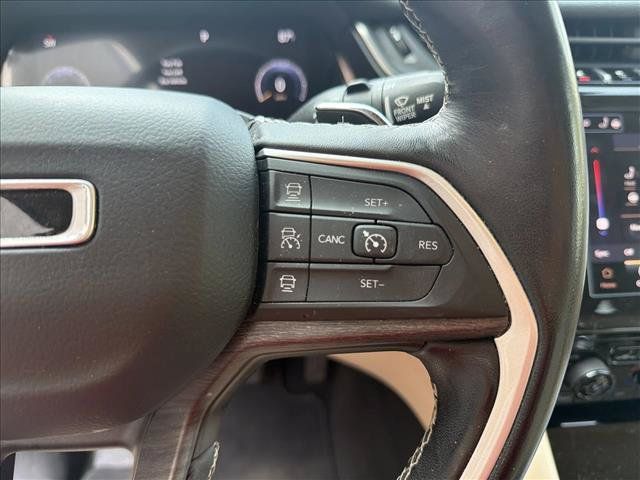 Used 2021 Jeep Grand Cherokee L Limited AWD/4WD image 17