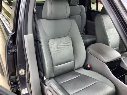 Used 2015 Honda Pilot LX image 12