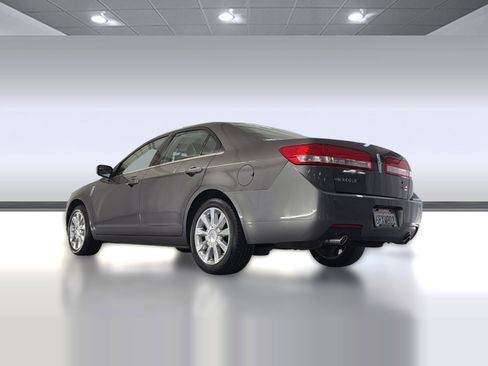 Used 2011 Lincoln MKZ w/ Sport Appearance Pkg image 3
