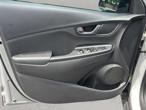 Certified 2023 Hyundai Kona SEL FWD image 11