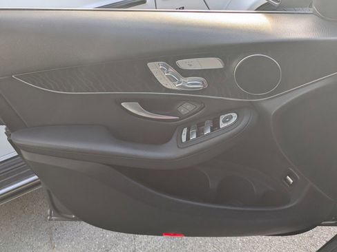 Used 2018 Mercedes-Benz GLC 300 GLC 300 image 8