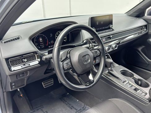 Used 2024 Honda Civic Sport image 12